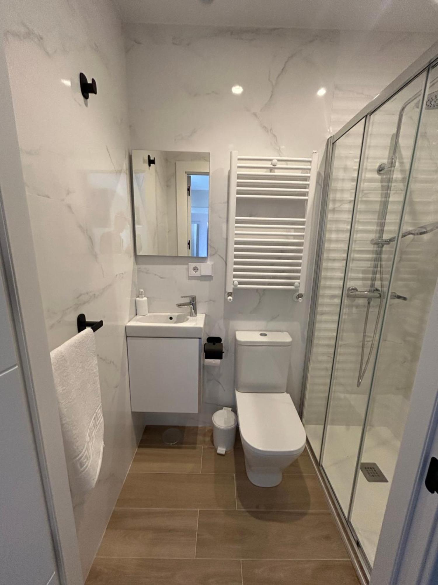 Apartamentos San Roque 阿里纳斯·德·卡伯瑞勒斯 外观 照片