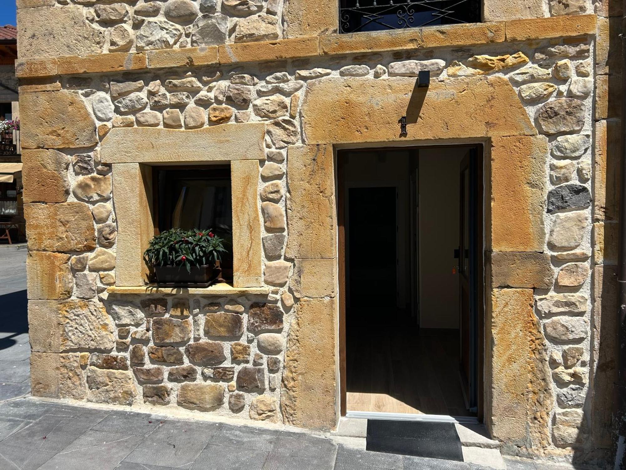 Apartamentos San Roque 阿里纳斯·德·卡伯瑞勒斯 外观 照片